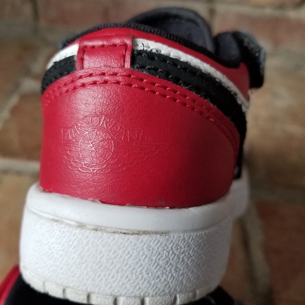 Nike Air Jordan 1 Low ALT White Gym Red BQ6066 115 PS Size 11C - Picture 8 of 12